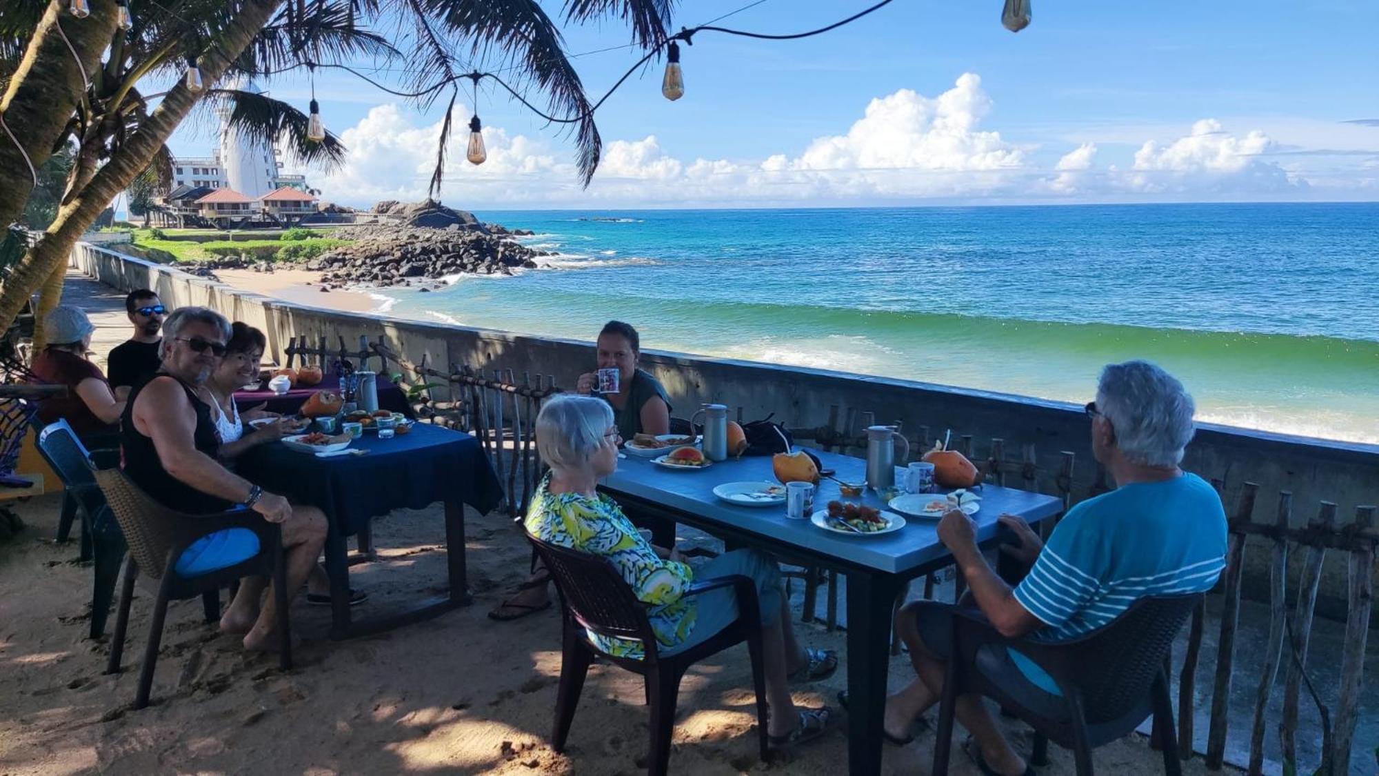 Blue Maalu Resort Ambalangoda  Dış mekan fotoğraf